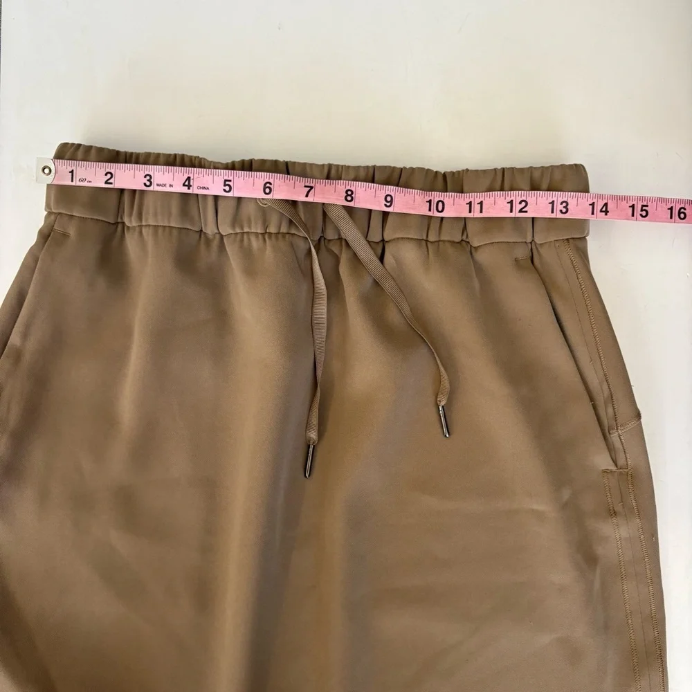 Lululemon || On The Fly Skirt Woven Frontier Taupe Brown 8‎